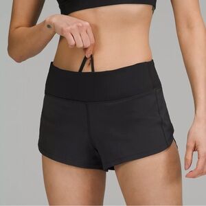 Lululemon Speed Up Low-Rise Lined Short
